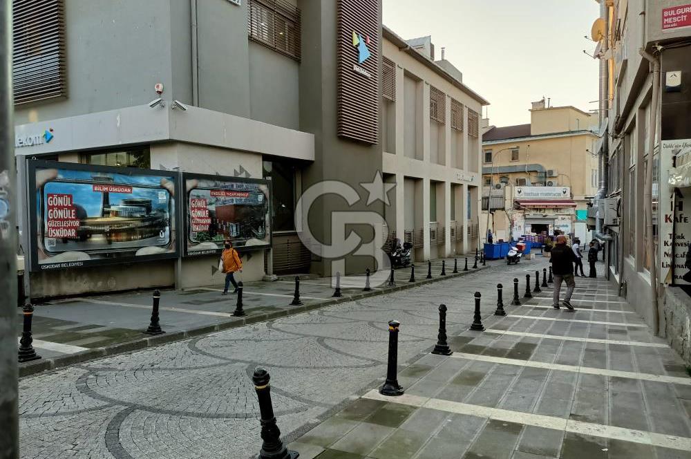 Üsküdar Mimar Sinan Meydan da YATIRIMLIK Satılık 2+1 Daire