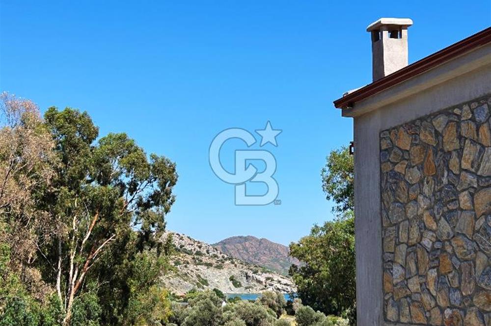 Karaincirde denize 750m villa! 