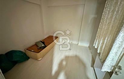 Çanakkale Lapseki'de Cadde Üstü Köşe Binada Satılık 1+1 Daire