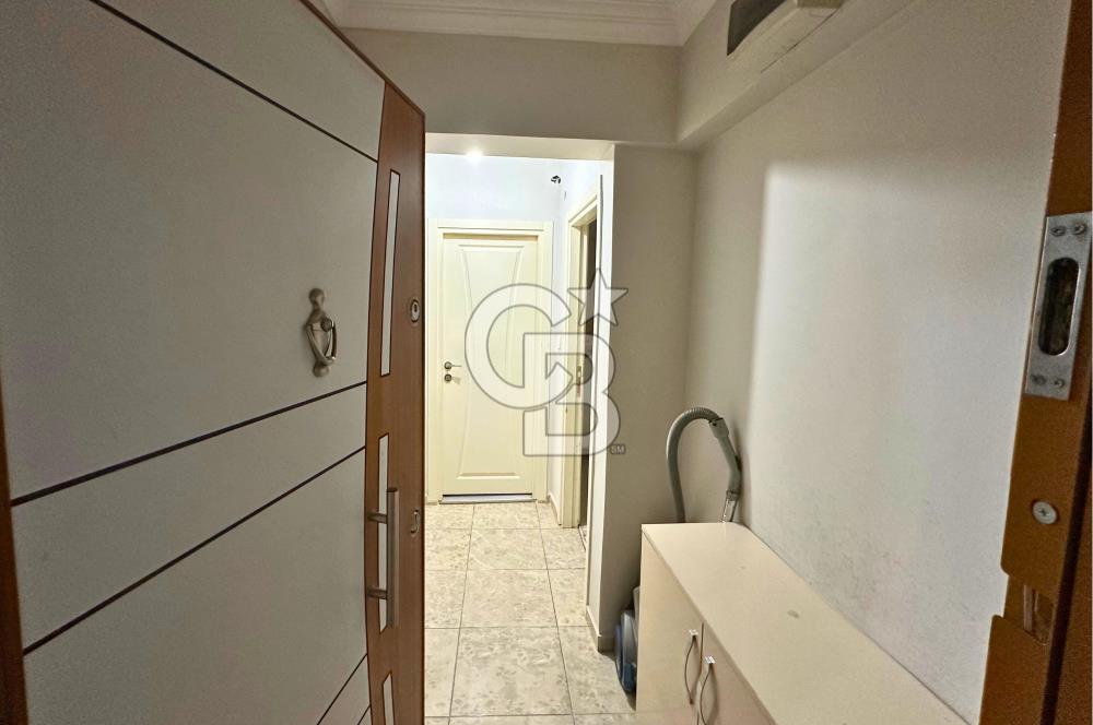 Çanakkale Lapseki'de Cadde Üstü Köşe Binada Satılık 1+1 Daire