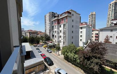 Maltepe Altayçeşme'de kiralık 2+1 sıfır daire 