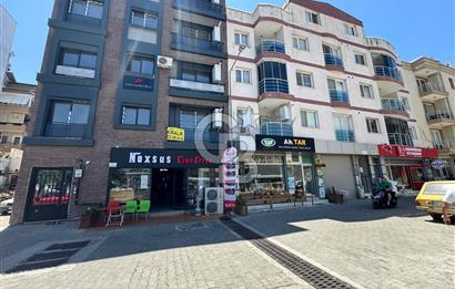Seferihisar Merkezde Satılık Geniş Teraslı 2+1 Daire