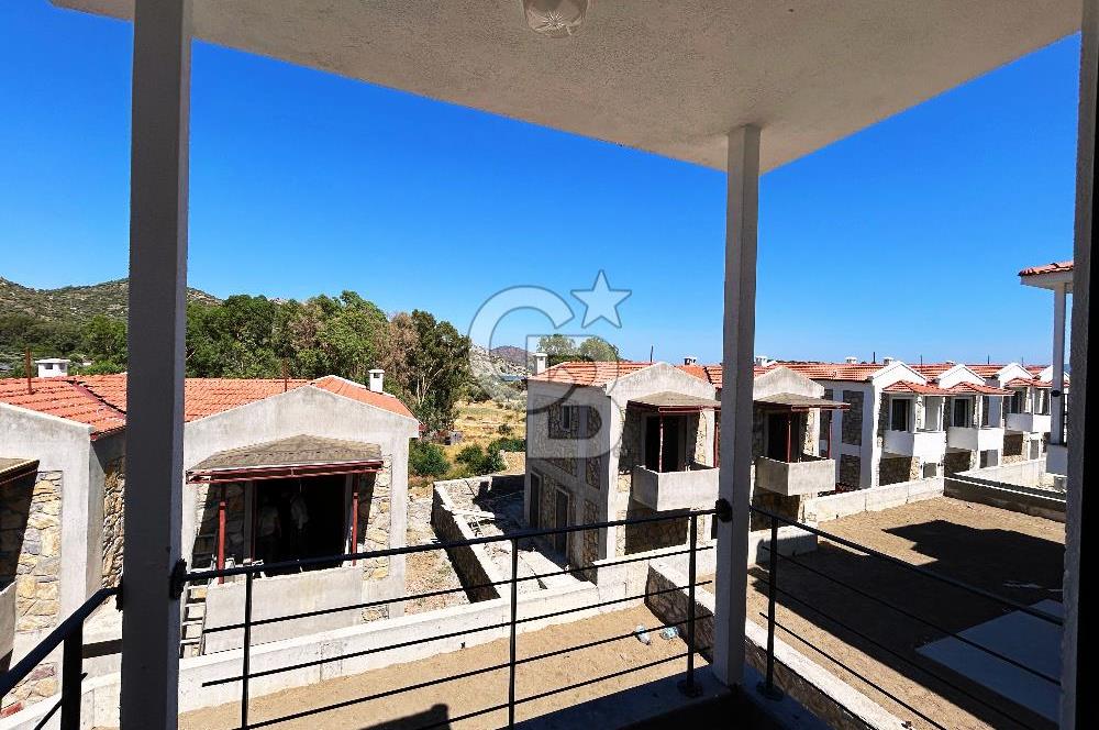Karaincirde denize 750m villa! 