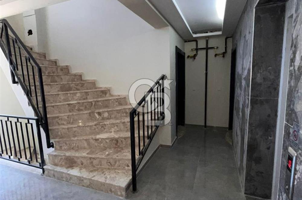 Nezih Konumda Bölgenin En Büyük Ayrı Mutfak 2+1 Dairesi