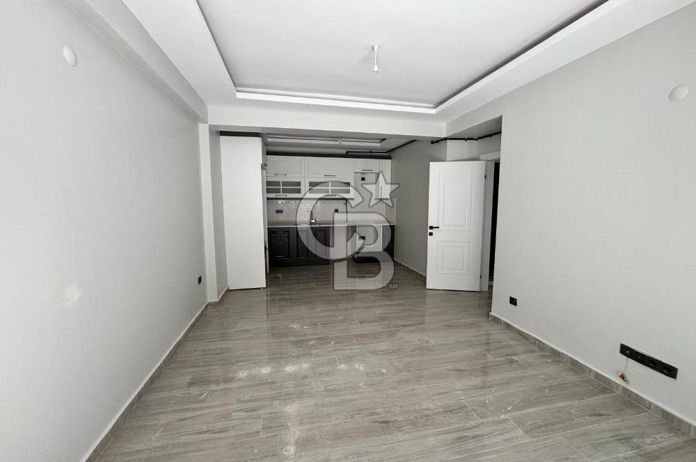 Seferihisar Merkezde Satılık Geniş Teraslı 2+1 Daire