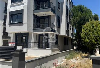 Merkezi Konumda En Nezih Caddede Satılık 1+1