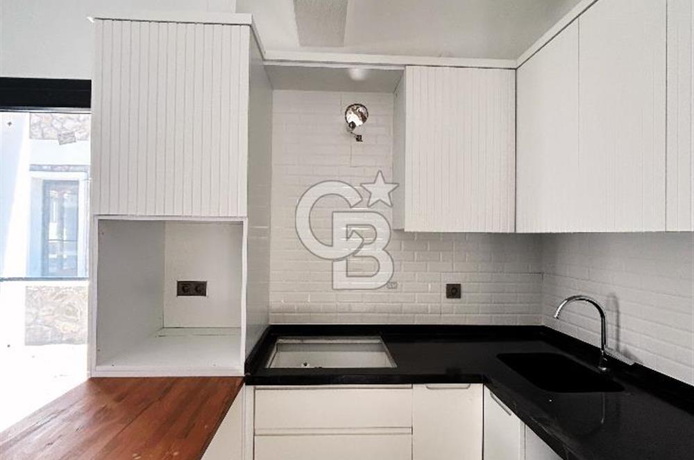 Karaincirde denize 750m villa! 