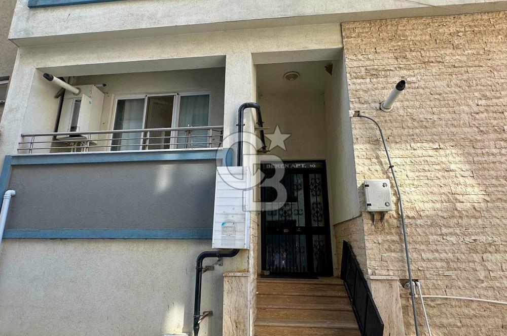 Çanakkale Lapseki'de Cadde Üstü Köşe Binada Satılık 1+1 Daire