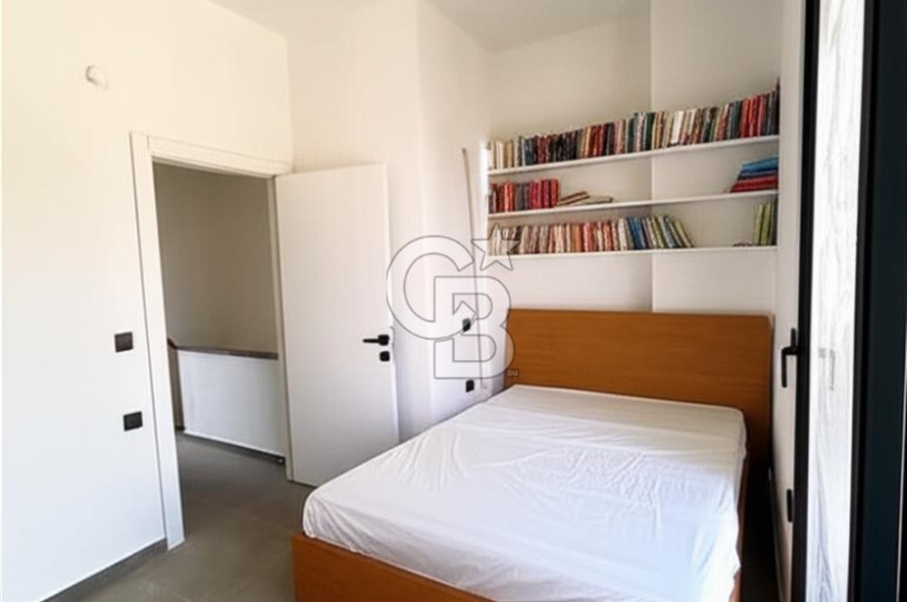 Karaincirde denize 750m villa! 