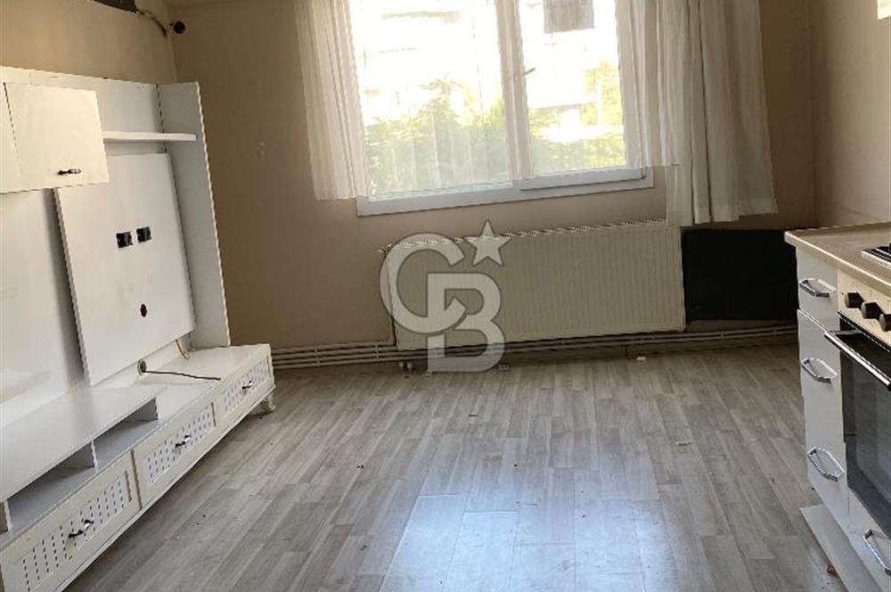 Karşıyaka Yenigirne caddesi kiralık 1+1 daire