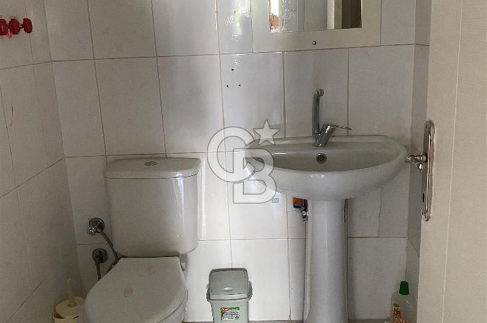Karşıyaka Yenigirne caddesi kiralık 1+1 daire