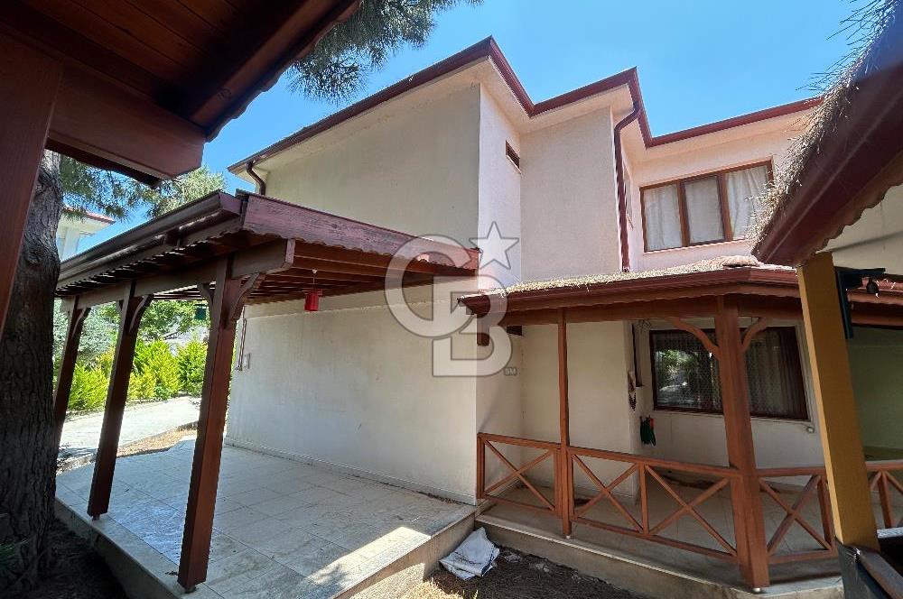 Karaincir raykent sitesinde denize yürüme mesafesi 1+1 