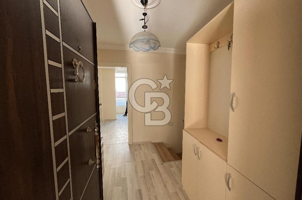 Urla Yaka Mahallesin'de Bahçeli Kiralık Dublex Daire