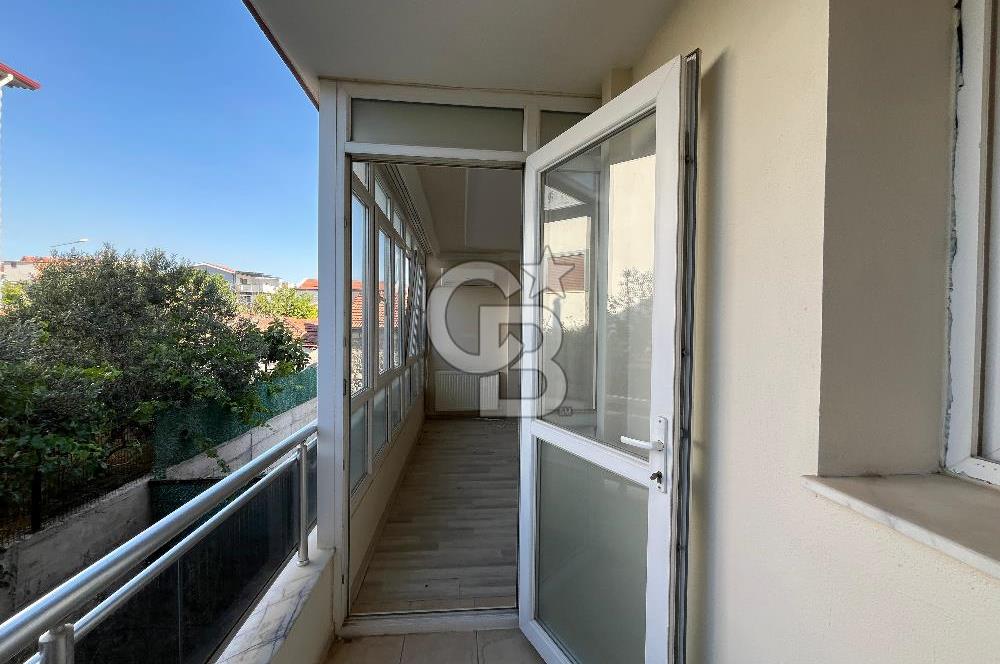 Urla Yaka Mahallesin'de Bahçeli Kiralık Dublex Daire