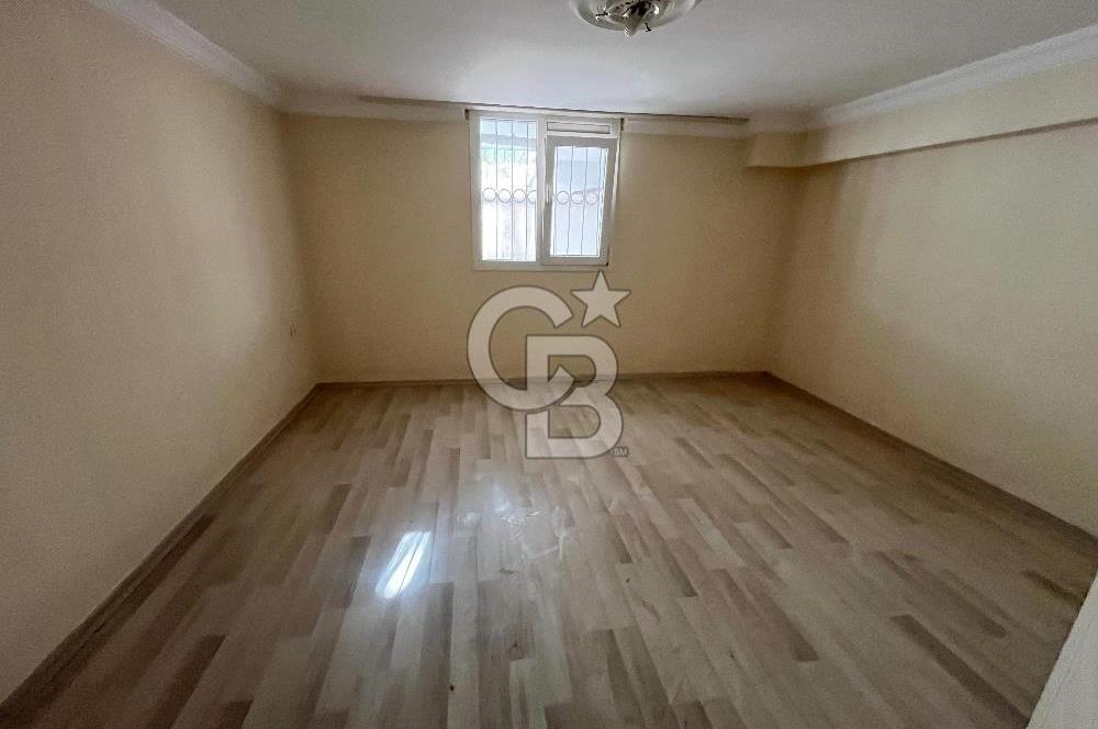 Urla Yaka Mahallesin'de Bahçeli Kiralık Dublex Daire