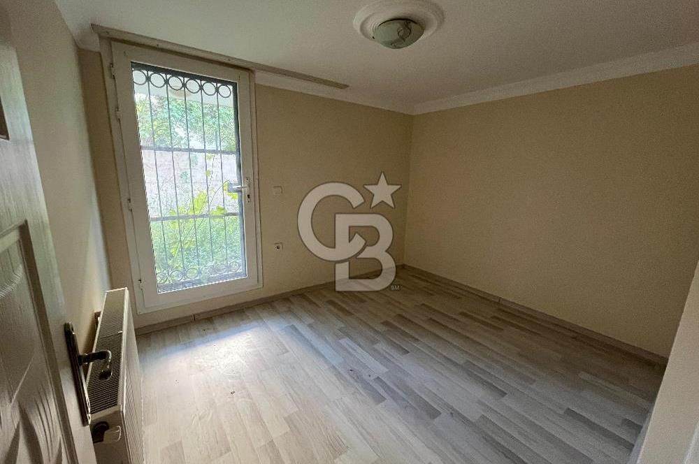 Urla Yaka Mahallesin'de Bahçeli Kiralık Dublex Daire