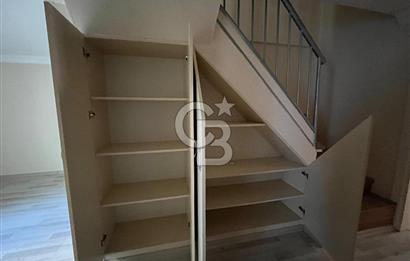 Urla Yaka Mahallesin'de Bahçeli Kiralık Dublex Daire