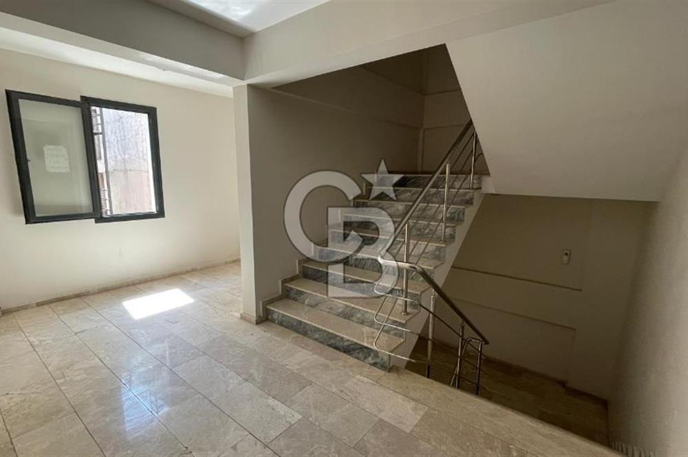 İzmir Bayraklı Manavkuyu Satılık 2+1 Daire Merkezi Konum