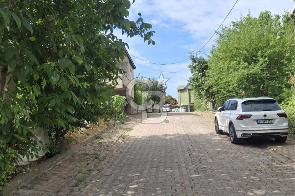 Cekmekoy Eksioglu Mahallesi'nde 501 m2 Satilik Arsa
