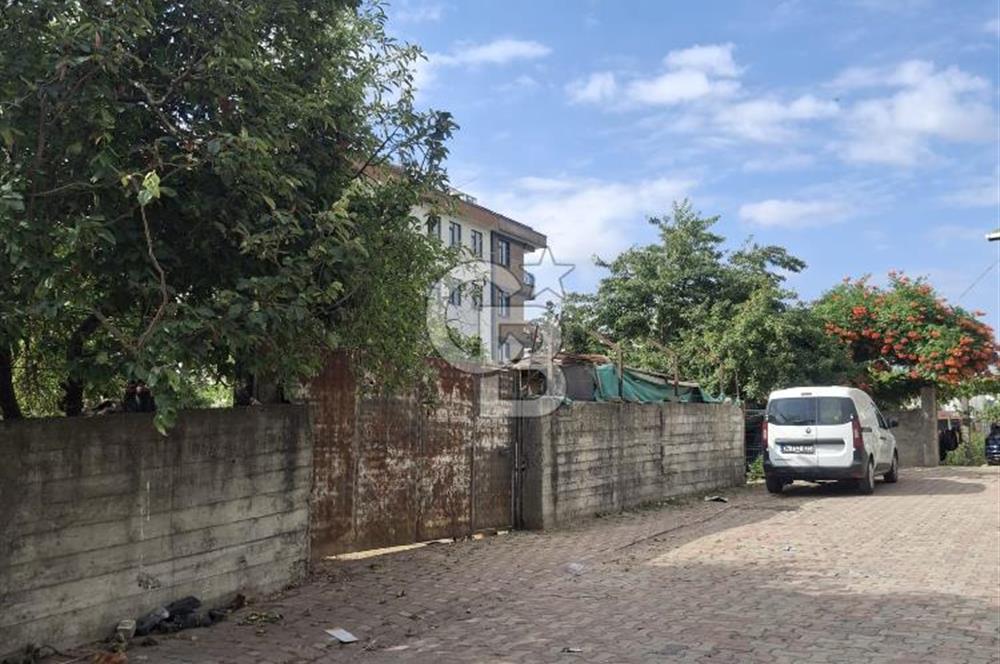 Cekmekoy Eksioglu Mahallesi'nde 501 m2 Satilik Arsa