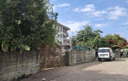 Cekmekoy Eksioglu Mahallesi'nde 501 m2 Satilik Arsa