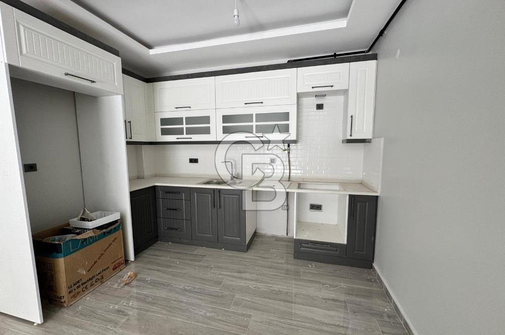 Seferihisar Merkezde Satılık Geniş Teraslı 2+1 Daire