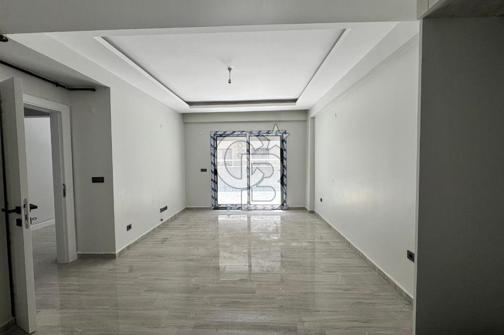 Seferihisar Merkezde Satılık Geniş Teraslı 2+1 Daire