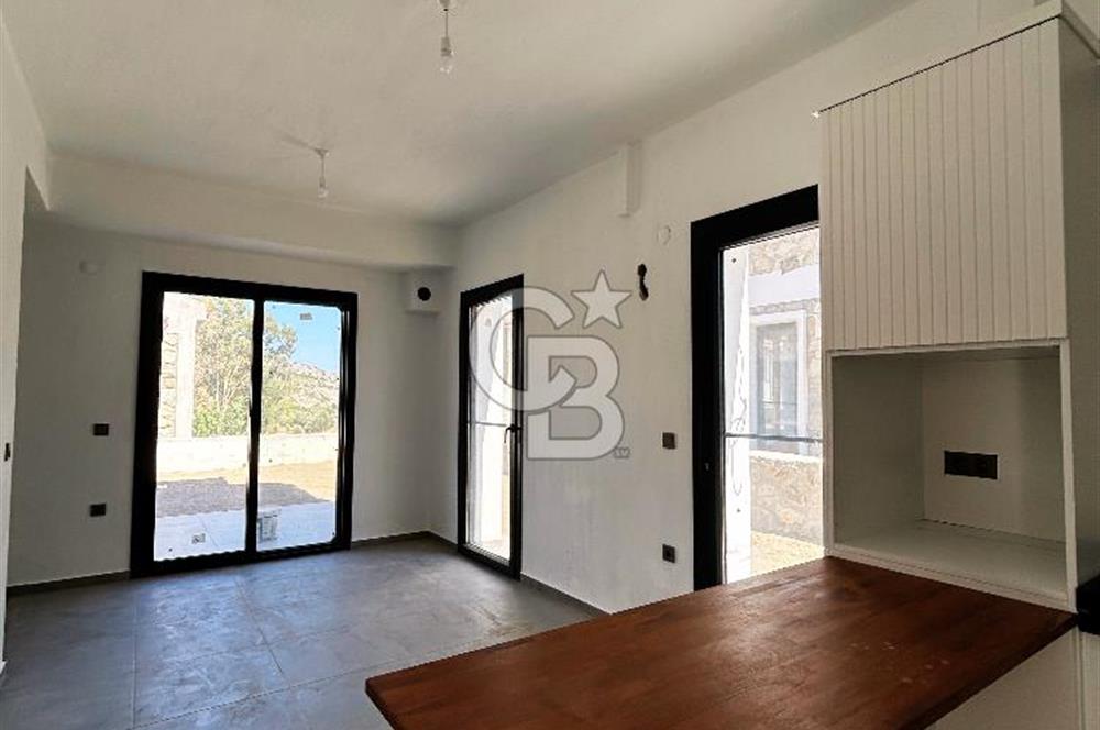 Karaincirde denize 750m villa! 