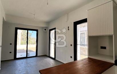 Karaincirde denize 750m villa! 