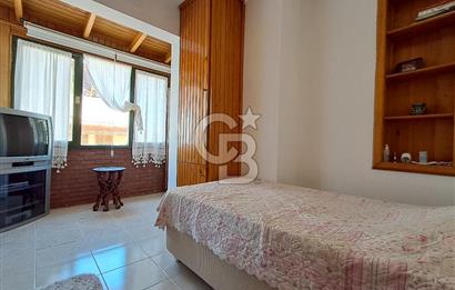Akbükte Zarafetle Konforun Buluştuğu Denize Yakın,Şömineli Villa