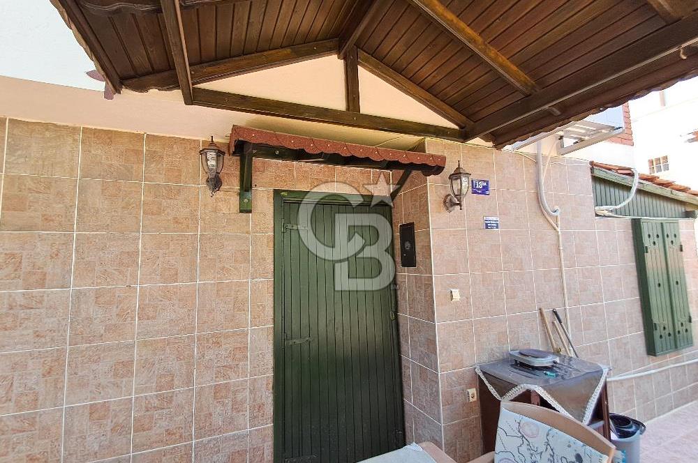 Akbükte Zarafetle Konforun Buluştuğu Denize Yakın,Şömineli Villa