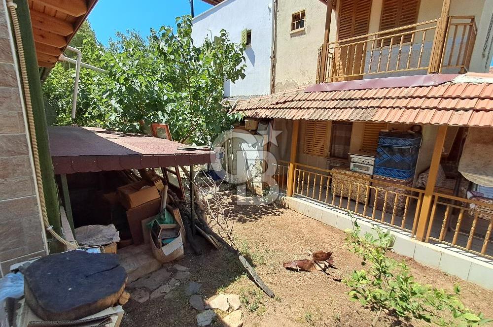 Akbükte Zarafetle Konforun Buluştuğu Denize Yakın,Şömineli Villa