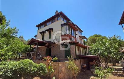 Akbükte Zarafetle Konforun Buluştuğu Denize Yakın,Şömineli Villa