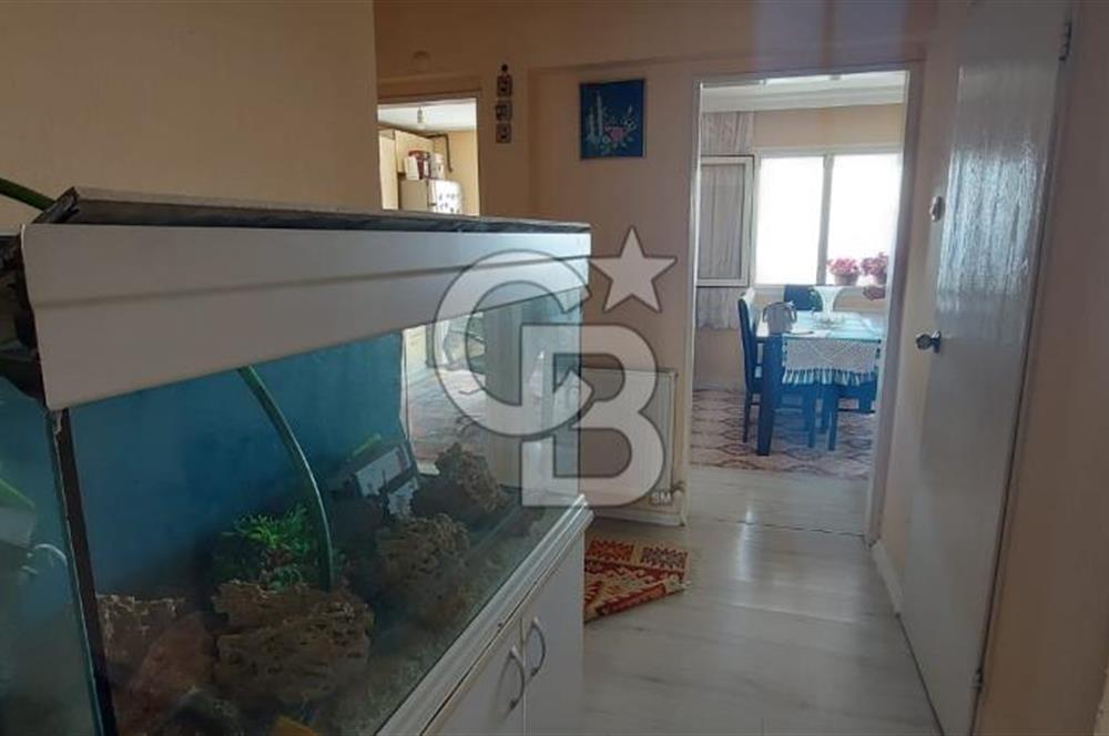 İZMİR ÇİĞLİ YAKAKENT’TE SATILIK 1+1 FİYATINA 3+1 CB~PH