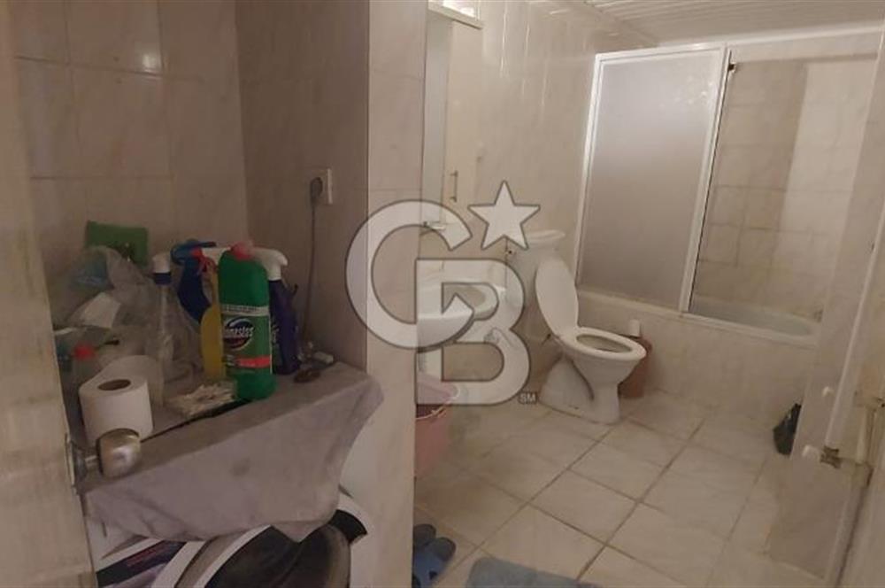 İZMİR ÇİĞLİ YAKAKENT’TE SATILIK 1+1 FİYATINA 3+1 CB~PH