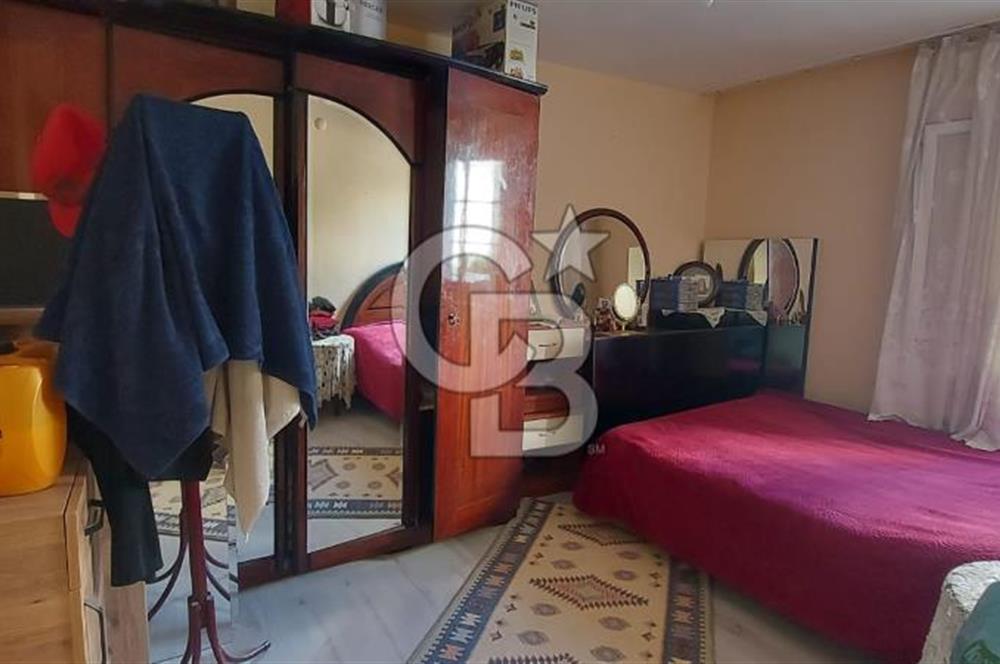 İZMİR ÇİĞLİ YAKAKENT’TE SATILIK 1+1 FİYATINA 3+1 CB~PH
