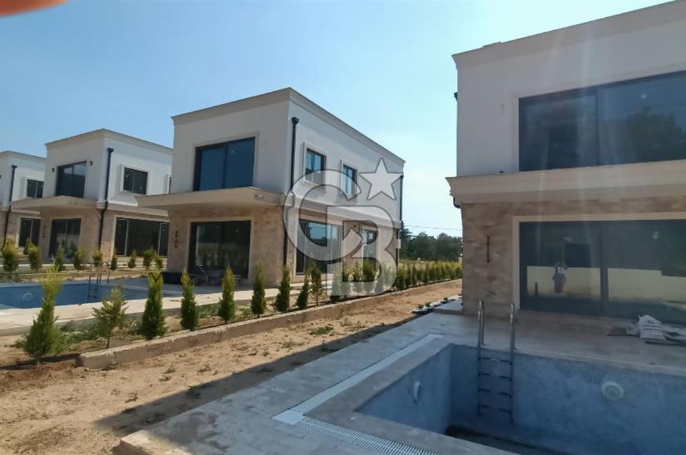 GÜZELYALI 3+1 SATILIK VİLLA