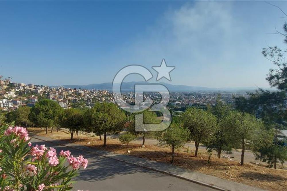 İZMİR ÇİĞLİ YAKAKENT’TE SATILIK 1+1 FİYATINA 3+1 CB~PH