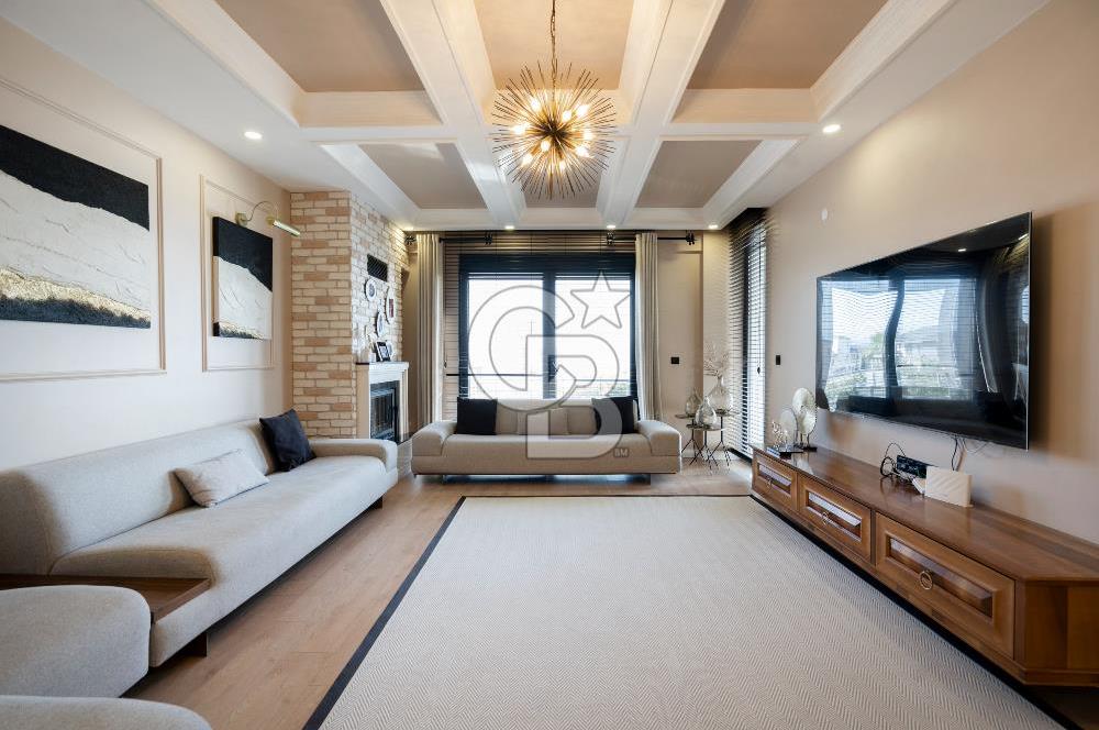 GEMLİK CUMHURİYET' DE SİTE İÇERİSİNDE 4+1 SATILIK DAİRE