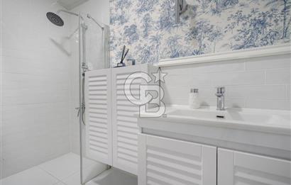 GEMLİK CUMHURİYET' DE SİTE İÇERİSİNDE 4+1 SATILIK DAİRE