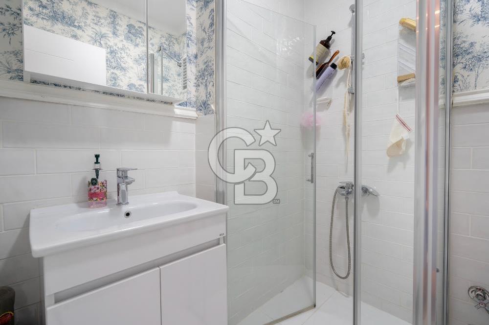 GEMLİK CUMHURİYET' DE SİTE İÇERİSİNDE 4+1 SATILIK DAİRE