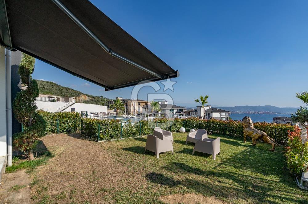 GEMLİK CUMHURİYET' DE SİTE İÇERİSİNDE 4+1 SATILIK DAİRE