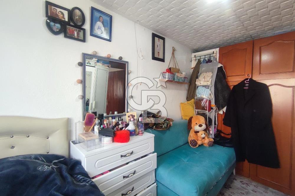 Ayvalık Merkez Çarşı İçinde Satılık Müstakil Ev 