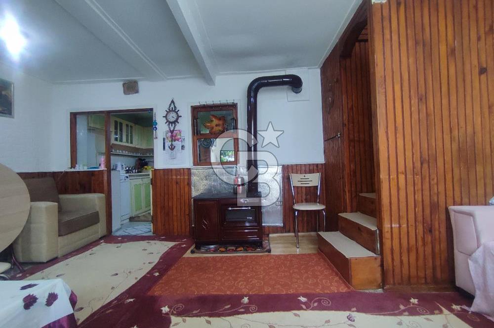 Ayvalık Merkez Çarşı İçinde Satılık Müstakil Ev 