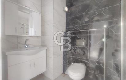 Deniz Kenarında Havuzlu Sitede Satılık Sıfır Villa 