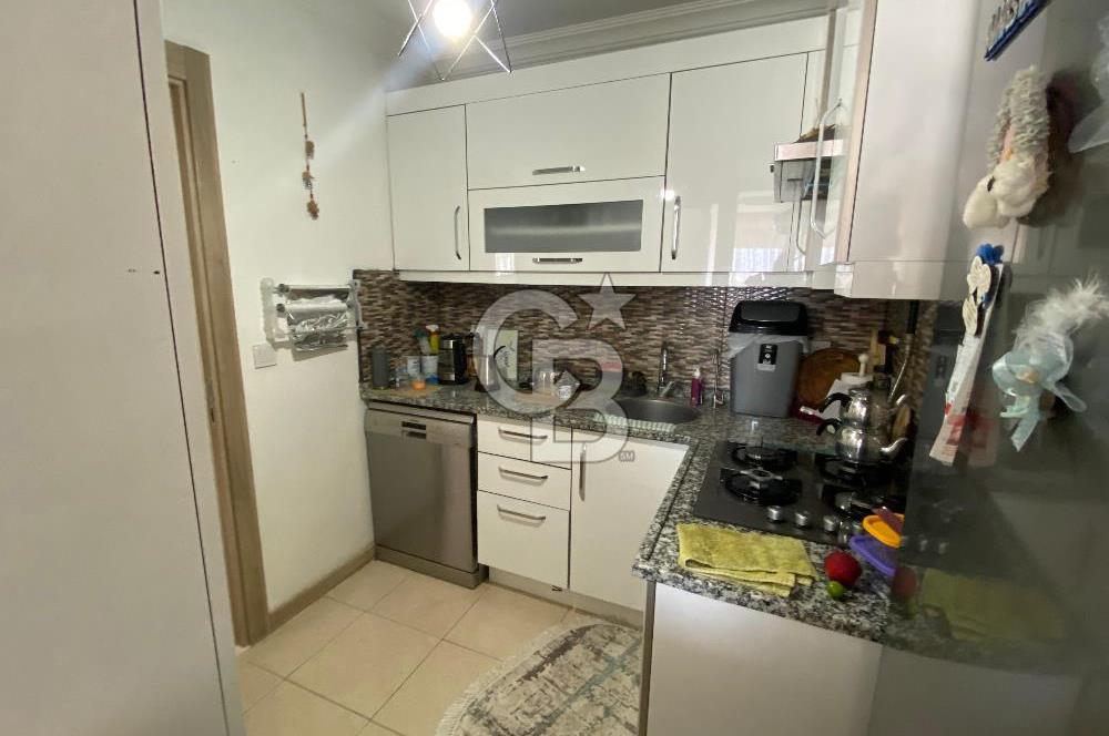 ÇİĞLİ'DE KAPALI MUTFAK 2+1 SATILIK FIRSAT DAİRE