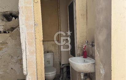 KADIKÖY DE RIHTIMA ÇOK YAKIN KİRALIK DÜKKAN