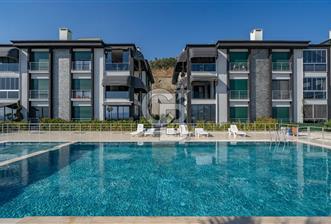 GEMLİK CUMHURİYET' DE SİTE İÇERİSİNDE 4+1 SATILIK DAİRE