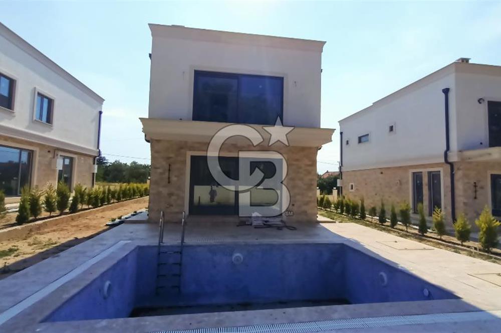 GÜZELYALI 3+1 SATILIK VİLLA