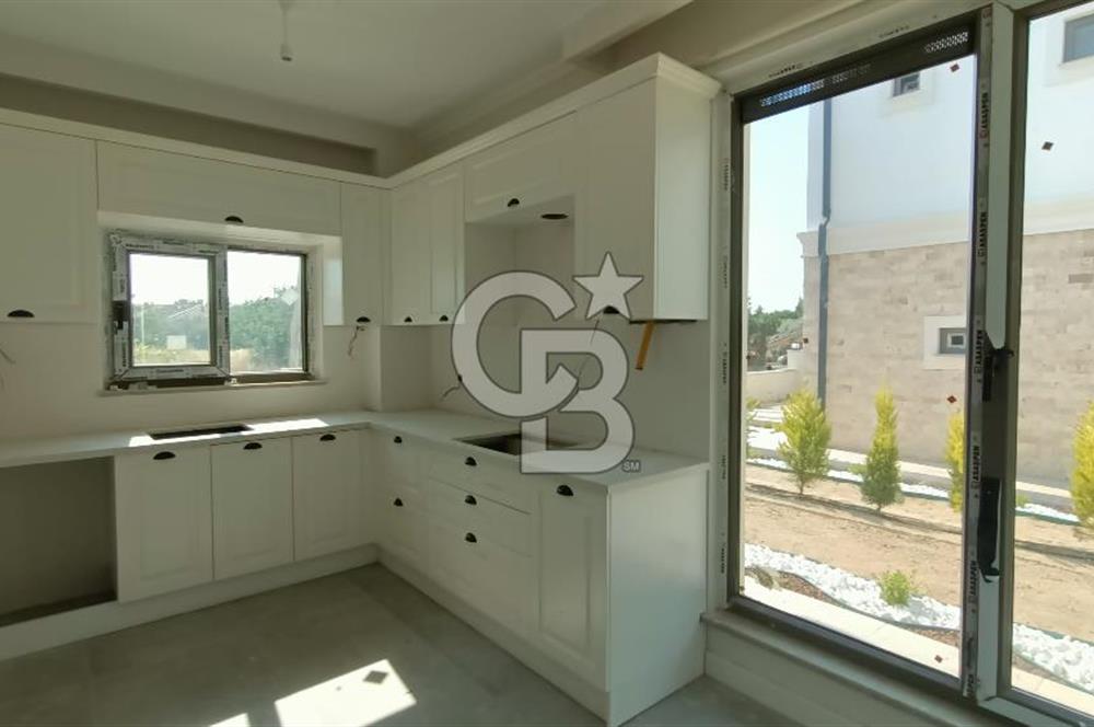 GÜZELYALI 3+1 SATILIK VİLLA